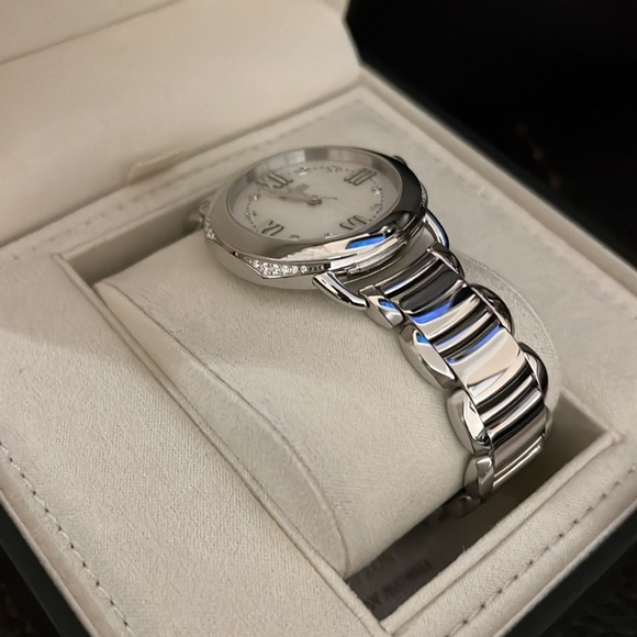 Fendi women’s stainless steel Swiss army diamond selleria watch NEW - Picture 4 of 9